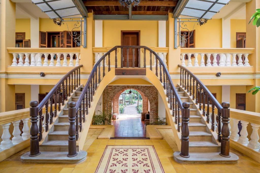 Hotel Le Relais De Chhlong Kratié Exterior foto