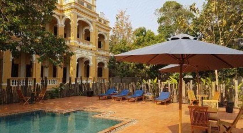 Hotel Le Relais De Chhlong Kratié Exterior foto