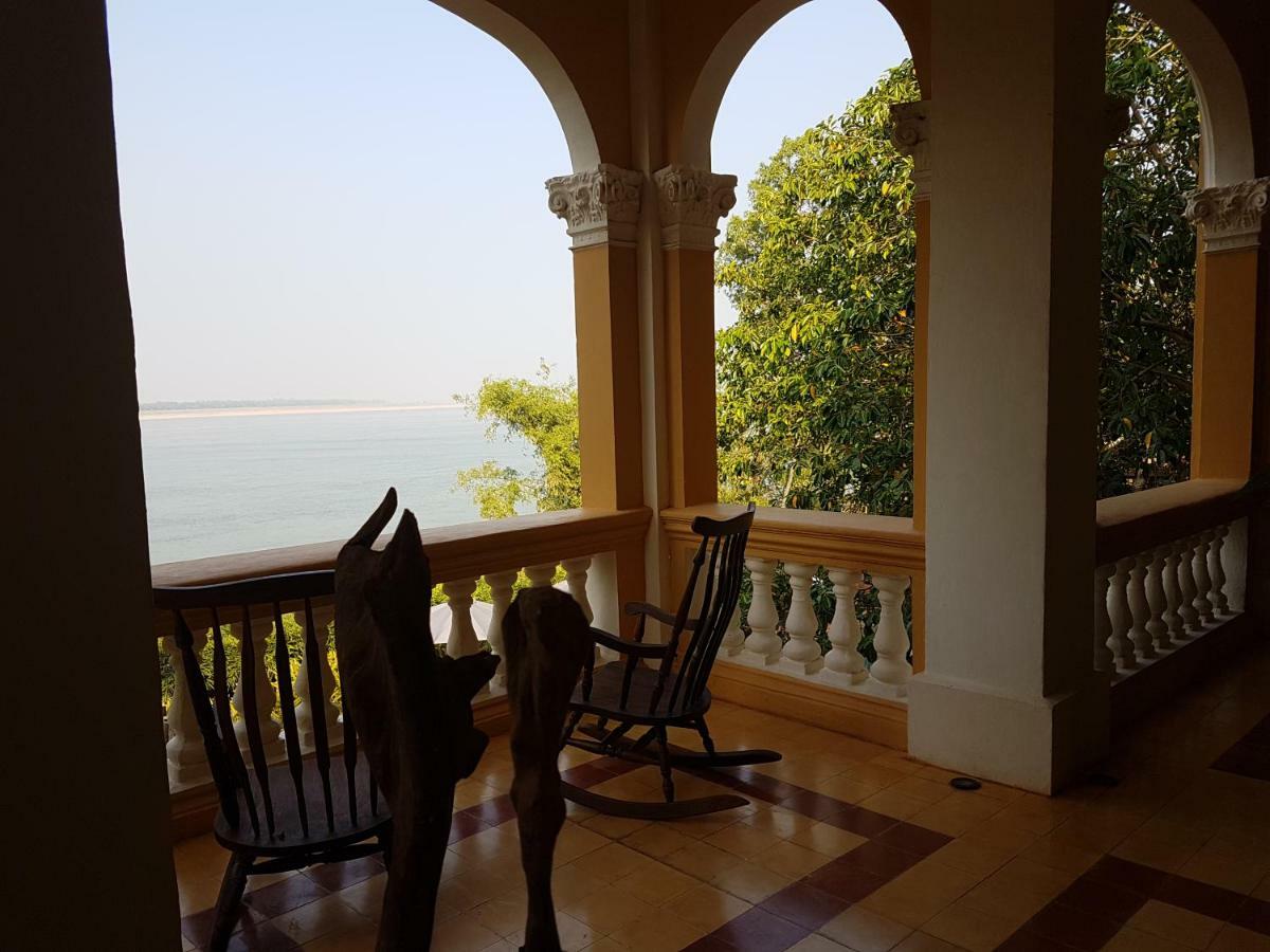 Hotel Le Relais De Chhlong Kratié Exterior foto
